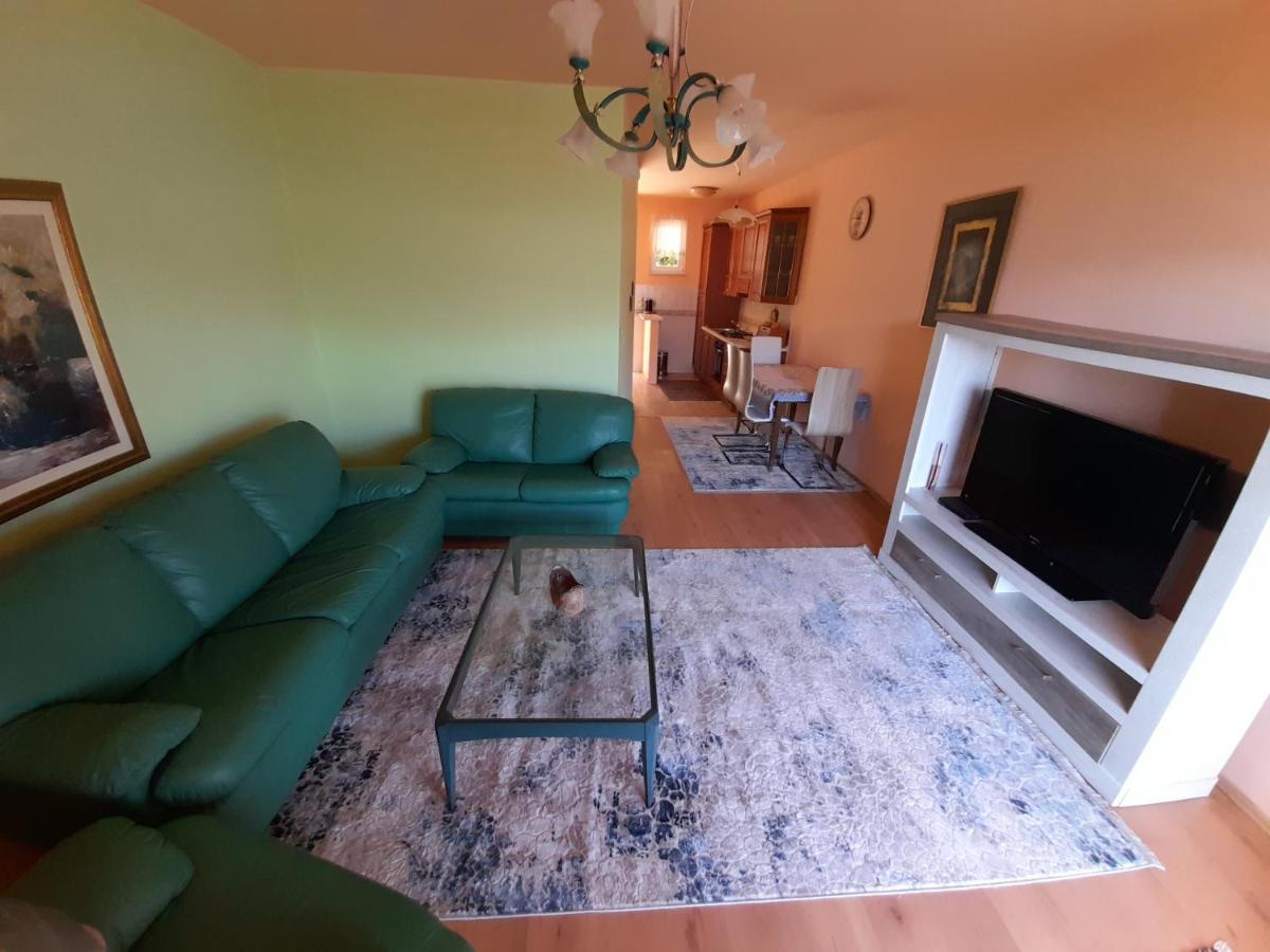 Villa Garden Apartments ヘルツェグ・ノヴィ エクステリア 写真